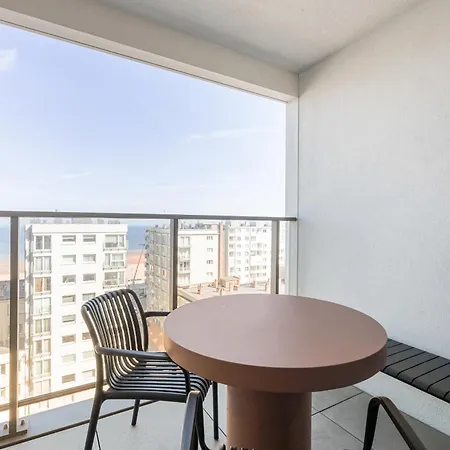Coastal Cocoon - Modern App 4p Met Deels Zeezicht Apartamento
